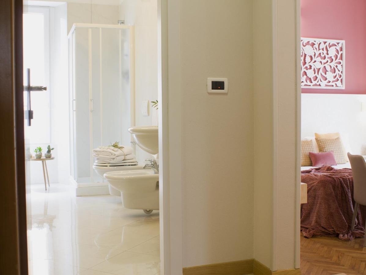 Accanto Al Centro B&B プラート エクステリア 写真