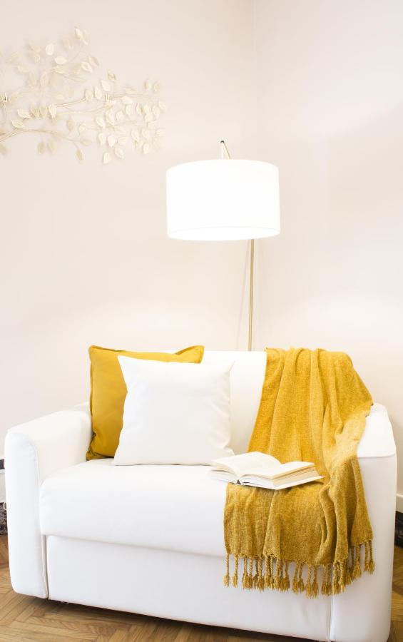 Accanto Al Centro B&B プラート エクステリア 写真