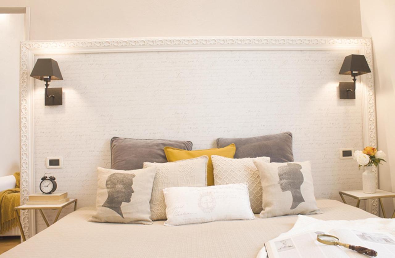 Accanto Al Centro B&B プラート エクステリア 写真