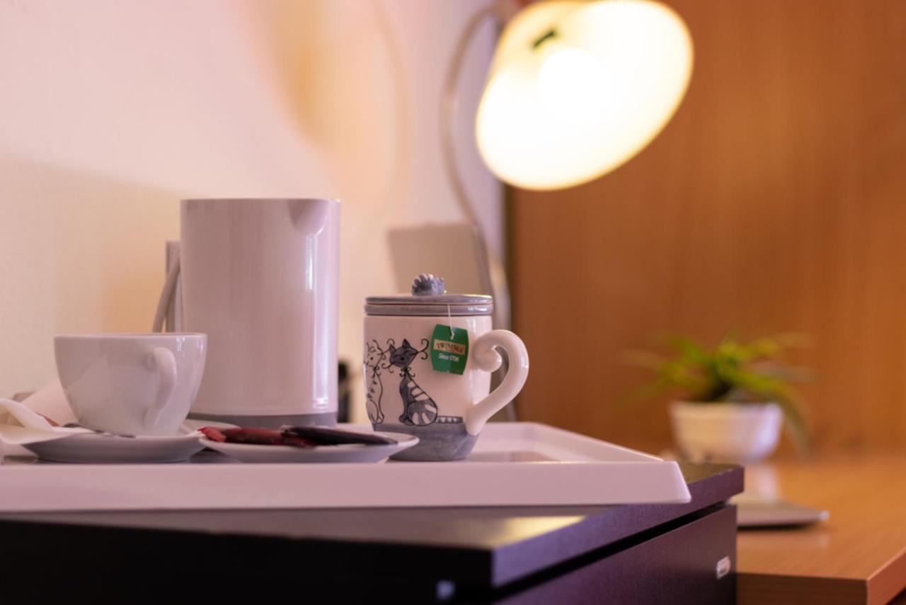 Accanto Al Centro B&B プラート エクステリア 写真